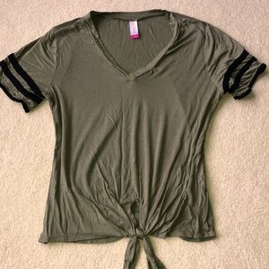 ❤️Tie- front shirt